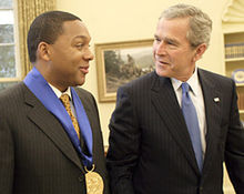 220px-bush_wynton_2005_national_medal_of_arts